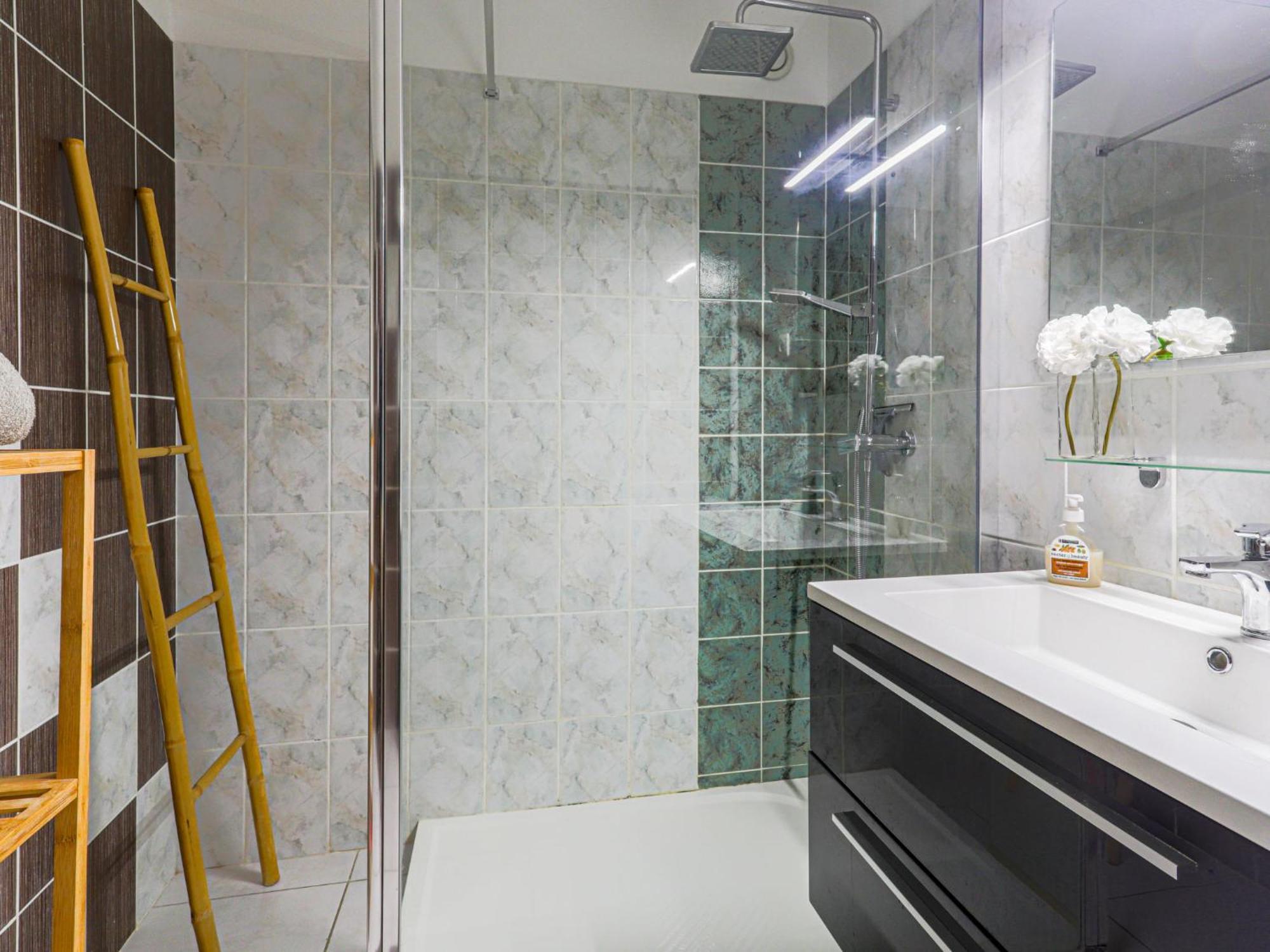 Les Balcons De Battisti By Interhome